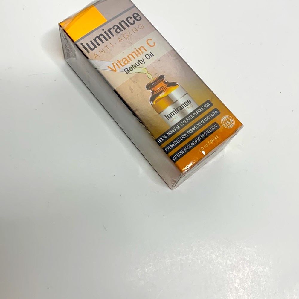 Lumirance | Vitamin C Beauty Oil | Increase Collagen Anti Aging Even Complexion